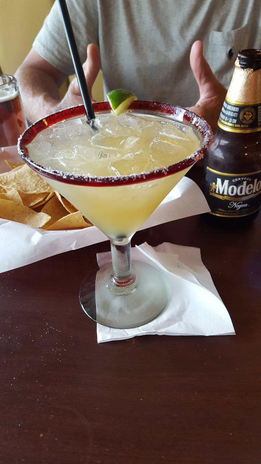 Los Cucos Mexican Restaurant | restaurant | 920 I-10, Seguin, TX 78155, USA | 8303033044 OR +1 830-303-3044