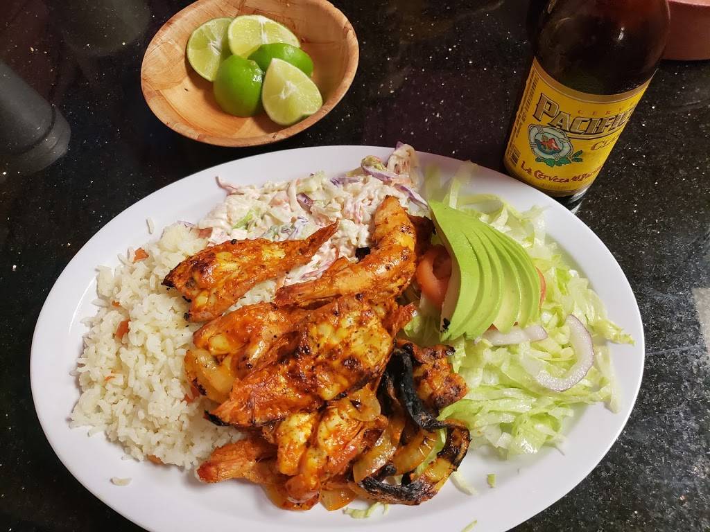 Taqueria Los Comales | restaurant | 1306 S Cesar E Chavez Dr, Milwaukee, WI 53204, USA | 4143846101 OR +1 414-384-6101