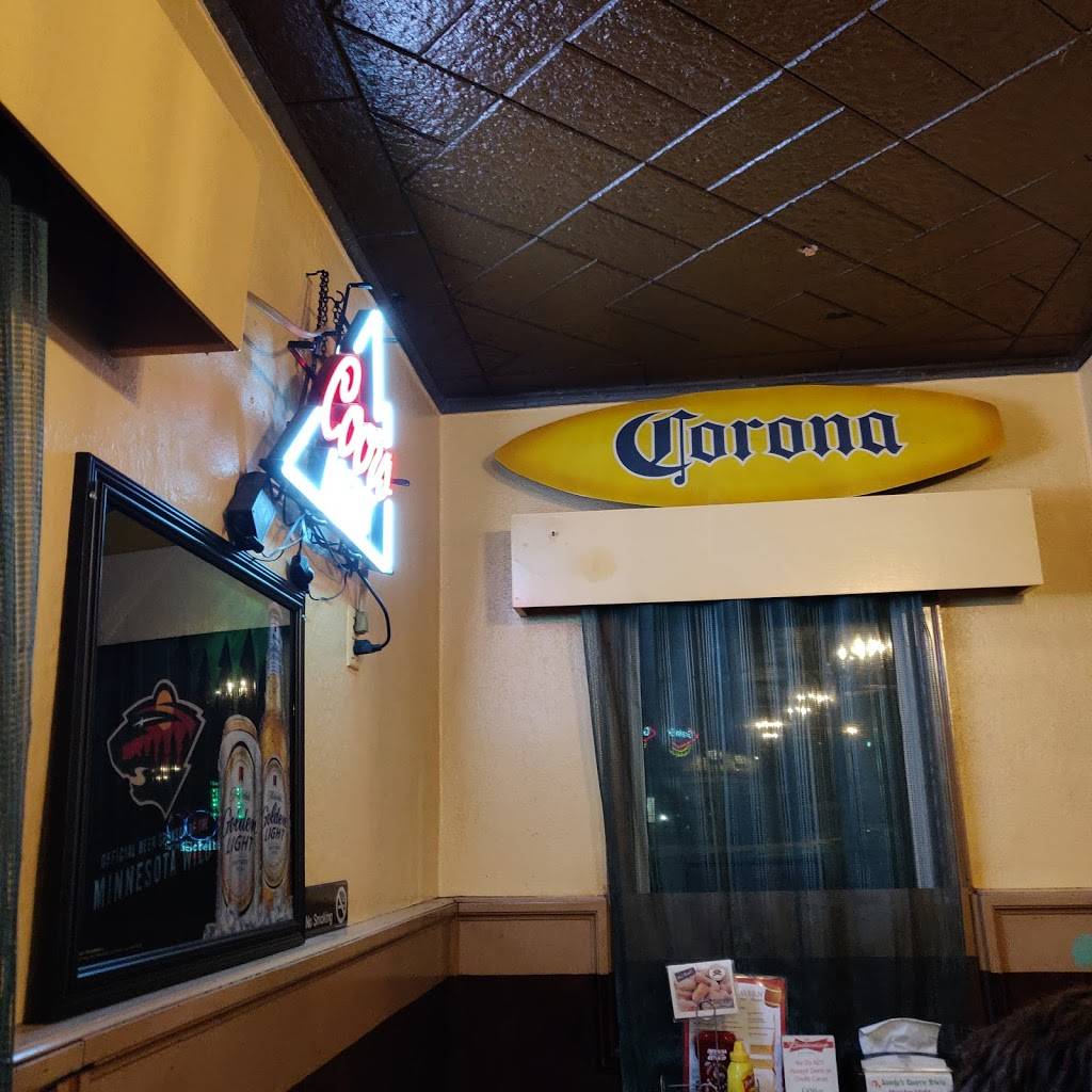 Sandys Tavern | restaurant | 6612 Penn Ave S, Richfield, MN 55423, USA | 6128699945 OR +1 612-869-9945