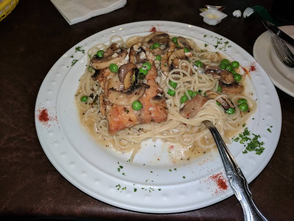 Vinnys Italian Restaurant | restaurant | 2003 E, TX-114, Roanoke, TX 76262, USA | 8174907924 OR +1 817-490-7924