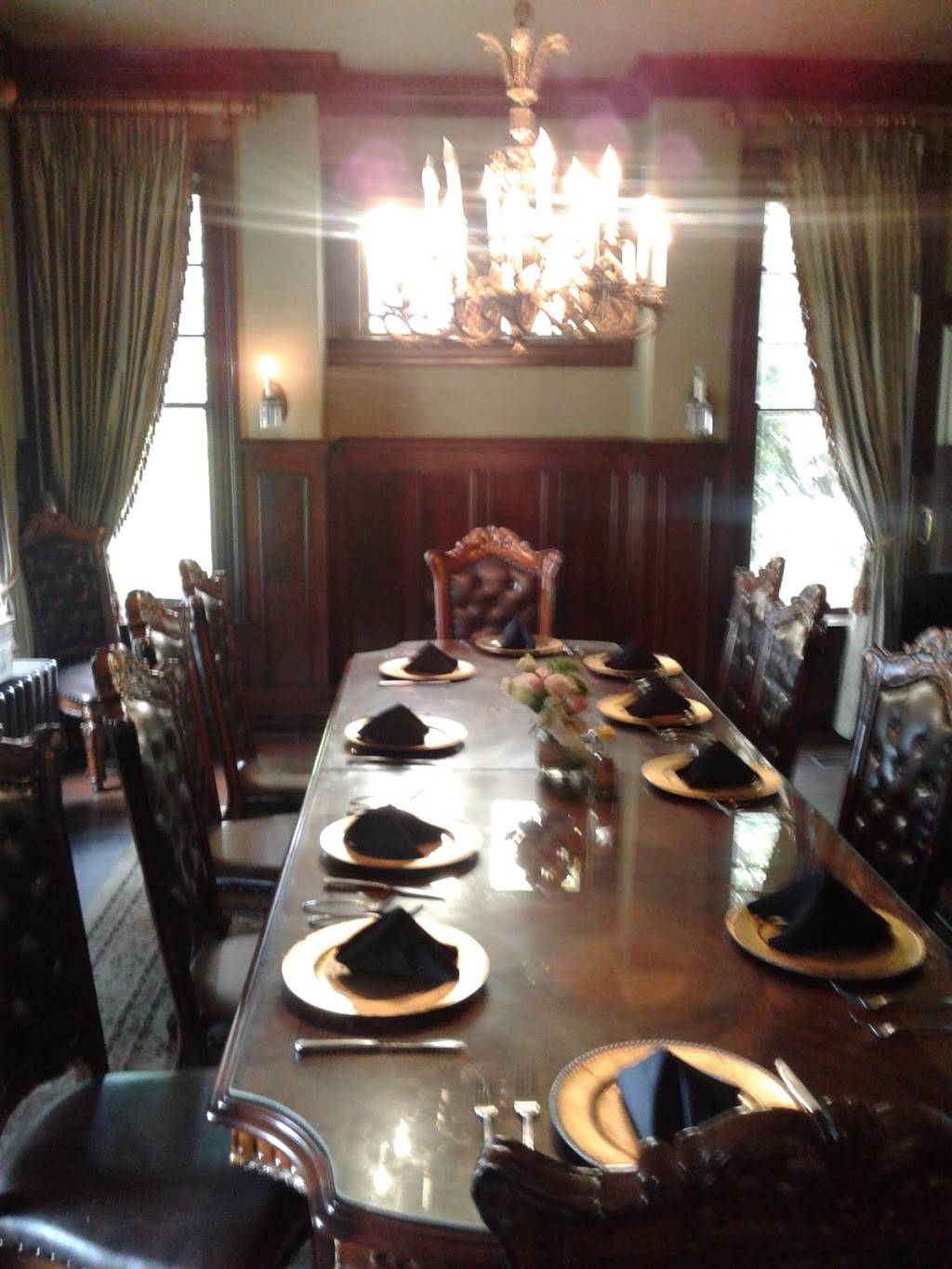 Grace Estate | restaurant | 1114 Broadway St, Minden, LA 71055, USA | 3186399595 OR +1 318-639-9595