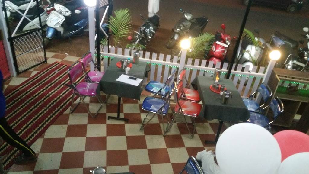 Royal Food Mart | cafe | 3403 1st Ave, San Diego, CA 92103, USA | 6192957666 OR +1 619-295-7666