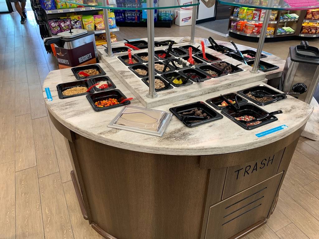 RaceTrac | bakery | 3310 NE 8th St, Homestead, FL 33033, USA | 3052481370 OR +1 305-248-1370