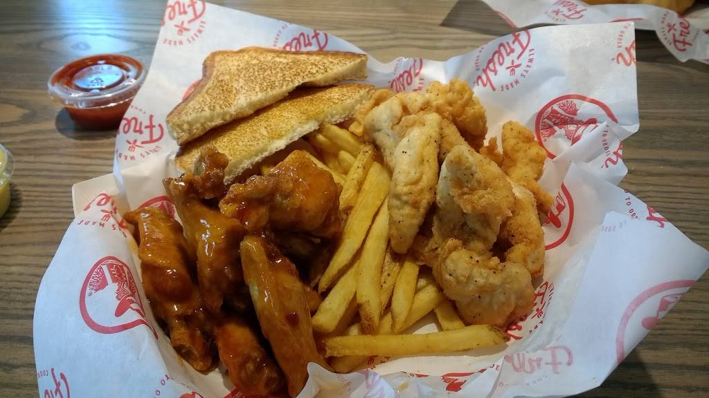 Slim Chickens | restaurant | 3600 E Broad St, Mansfield, TX 76063, USA | 8172254910 OR +1 817-225-4910