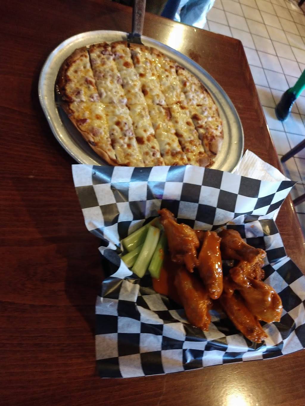 TNTs Sports Bar & Grill | restaurant | 4319 N Prospect Rd, Peoria Heights, IL 61616, USA | 3096886000 OR +1 309-688-6000
