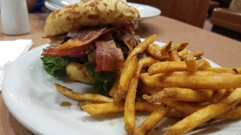 Dennys | restaurant | 2379 Compton Ave, Corona, CA 92881, USA | 9513729140 OR +1 951-372-9140