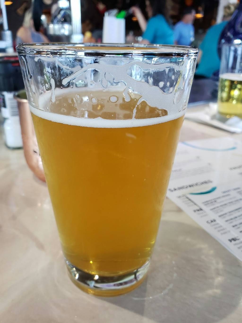 The Rim | restaurant | 295 E Renfro St, Burleson, TX 76028, USA | 8177207707 OR +1 817-720-7707