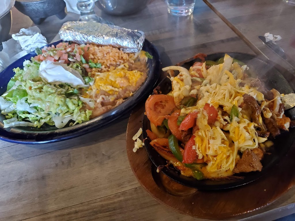 Riviera Maya Cantina & Restaurant | restaurant | 7904 Main St, Maple Grove, MN 55369, USA | 7633555340 OR +1 763-355-5340