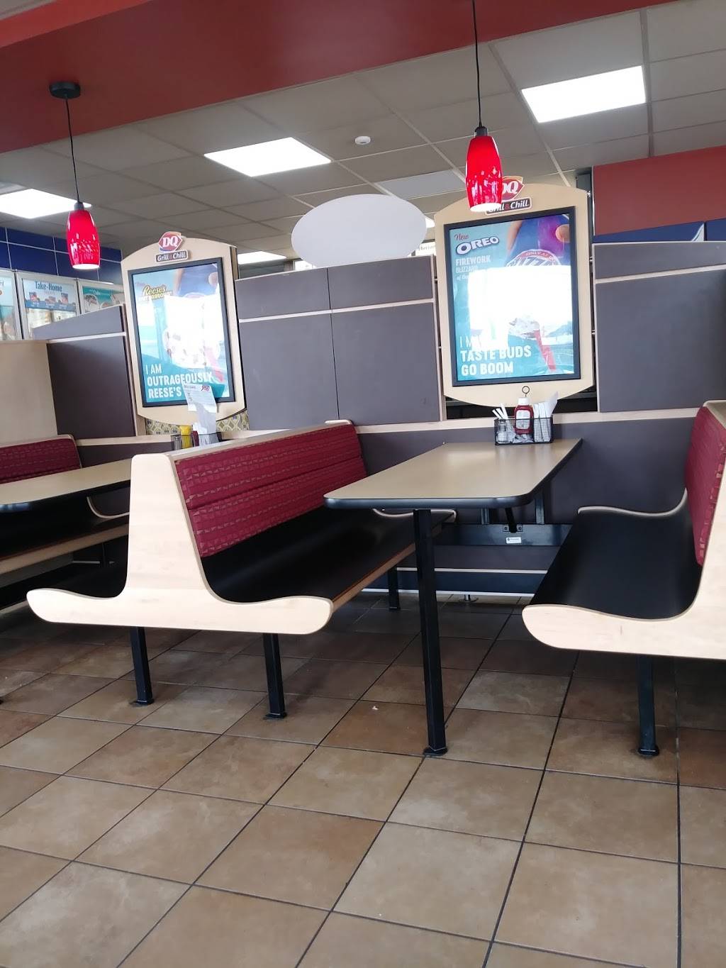 Dairy Queen | restaurant | 1930 E Southport Rd, Southport, IN 46227, USA | 3177831309 OR +1 317-783-1309