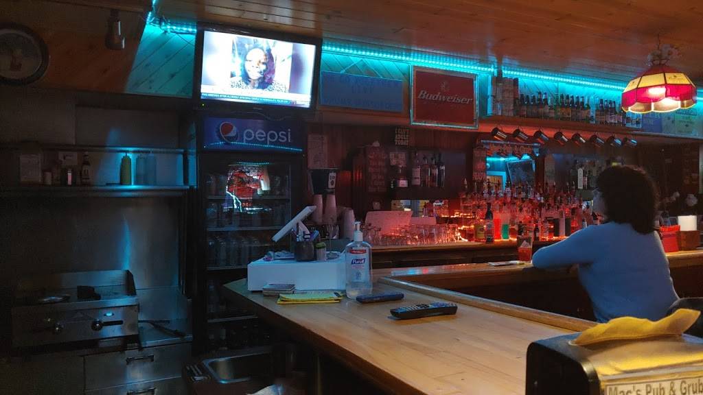Macs Pub & Grub | restaurant | 140 E Main St, Merrimac, WI 53561, USA | 6084934782 OR +1 608-493-4782
