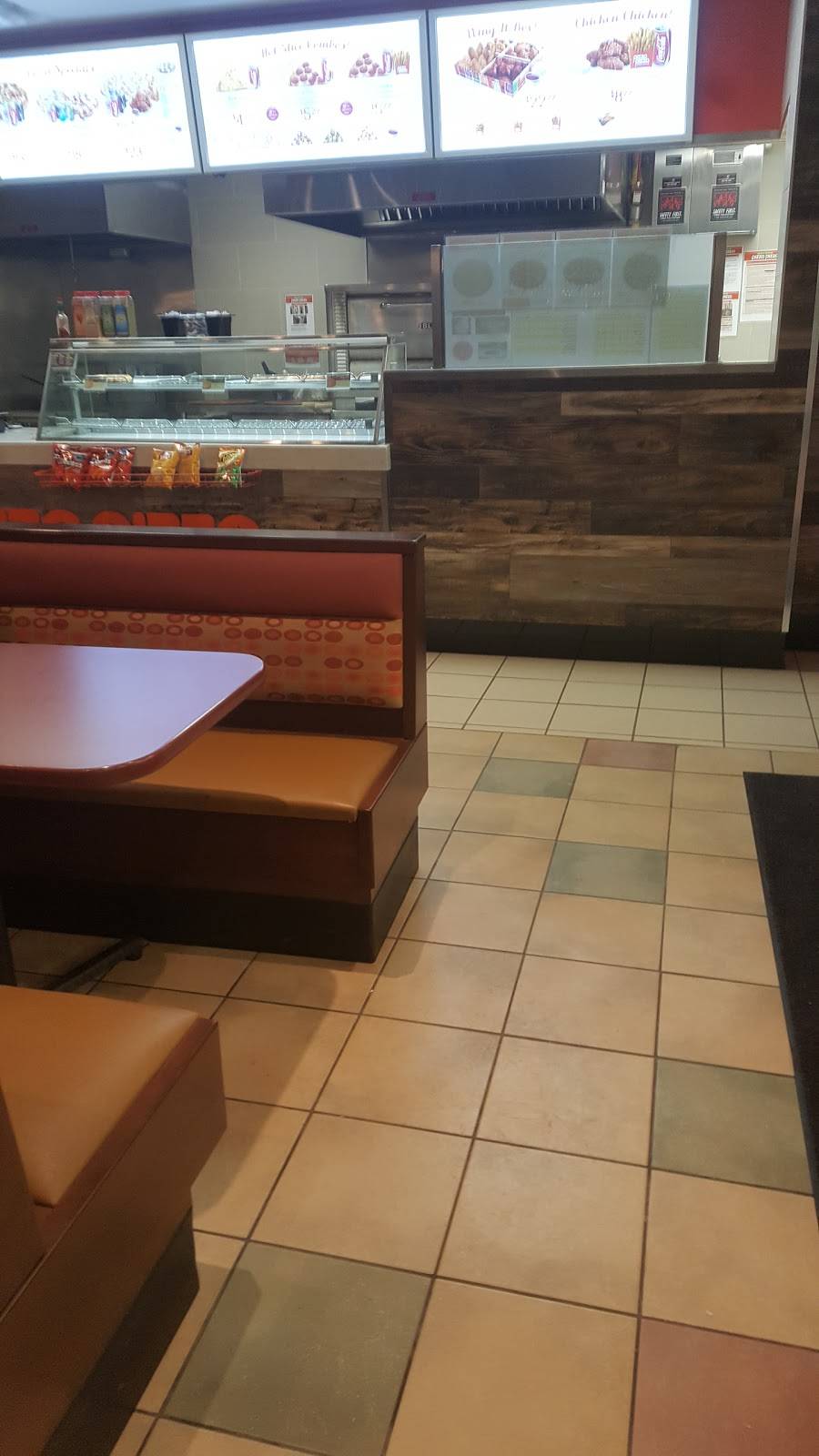 Pizza Pizza | restaurant | 22216 Bloomfield Road Hwy 401/Exit 81, Chatham-Kent, ON N7M 5J6, Canada | 5193581111 OR +1 519-358-1111