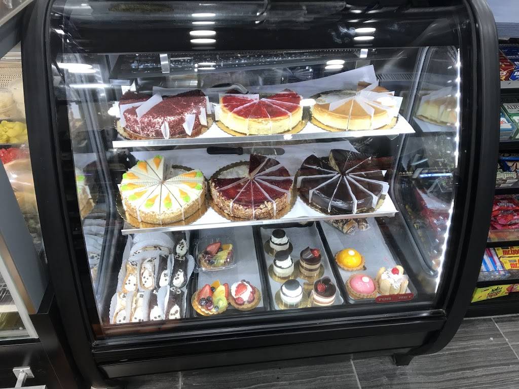 Tita Mini Market | restaurant | 137 E Gun Hill Rd, The Bronx, NY 10467, USA | 7186555330 OR +1 718-655-5330