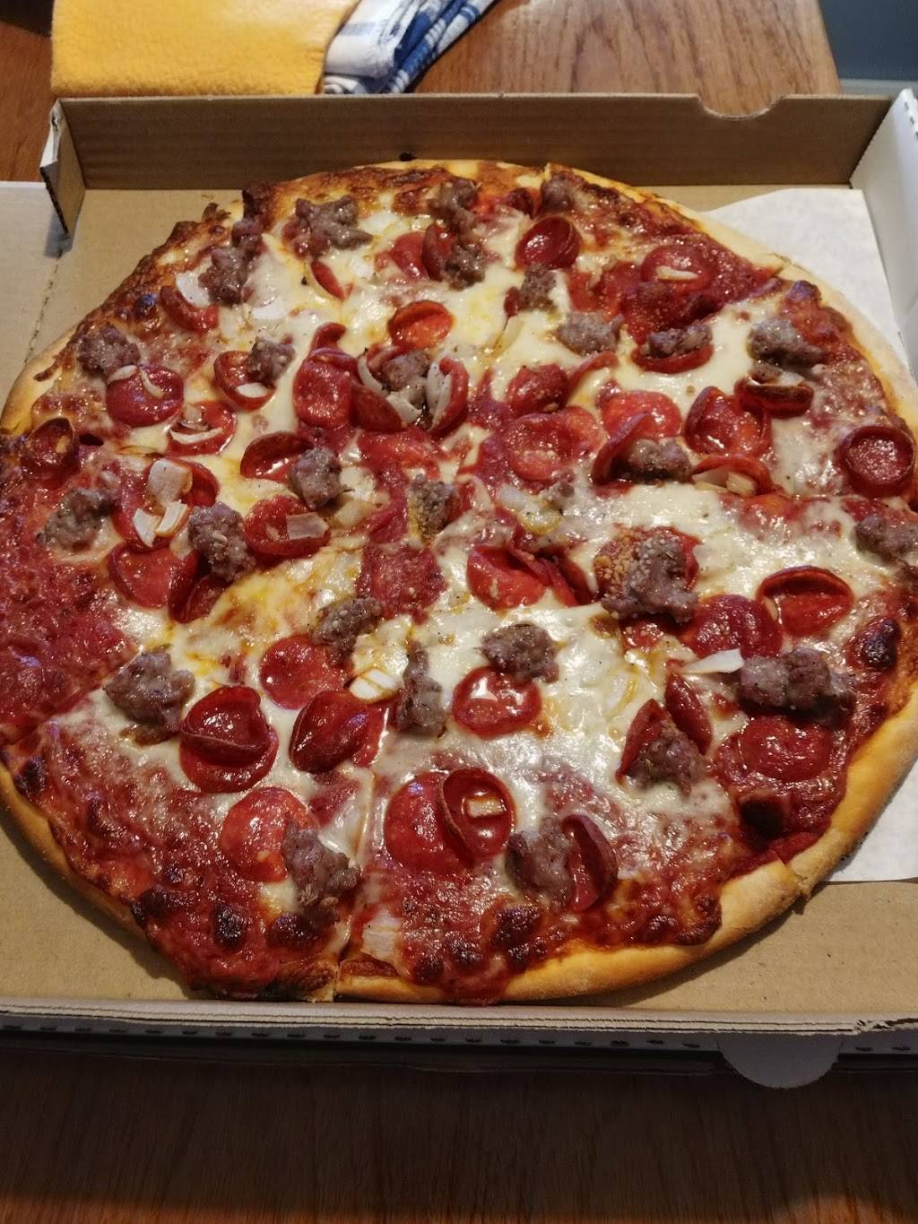 Garramones | Pizza and Italian Restaurant | restaurant | 9168 W Jewell Ave, Lakewood, CO 80232, USA | 3039858711 OR +1 303-985-8711