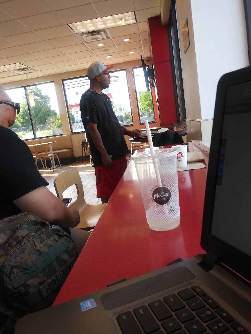 Yang Restaurant | restaurant | 924 Broad St, Providence, RI 02907, USA | 4017800777 OR +1 401-780-0777