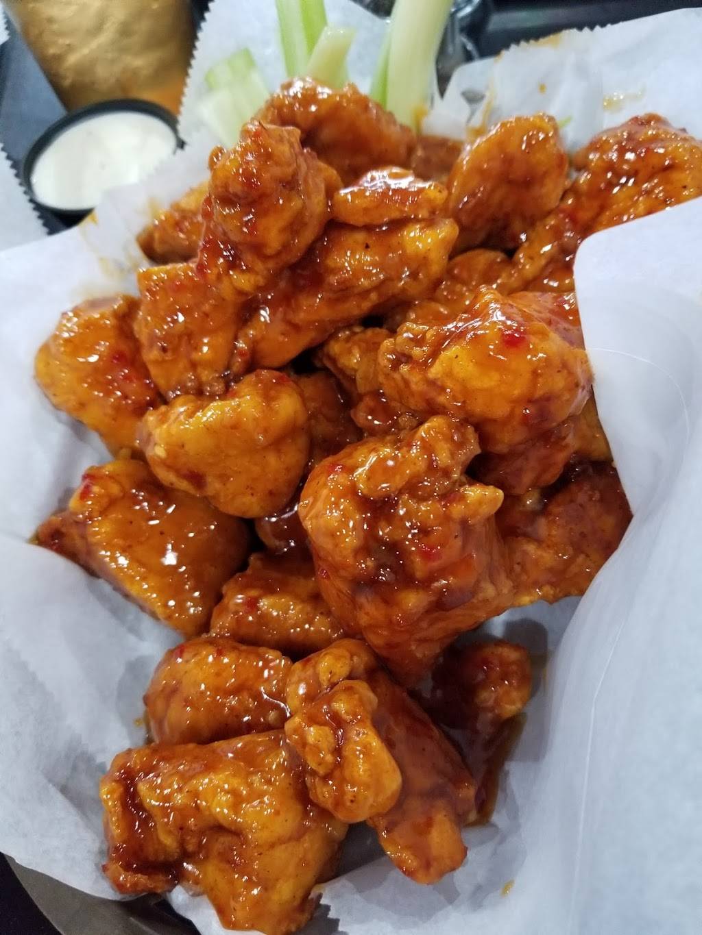 Wingman | restaurant | 3201 Mountain Rd, Pasadena, MD 21122, USA | 4104379464 OR +1 410-437-9464