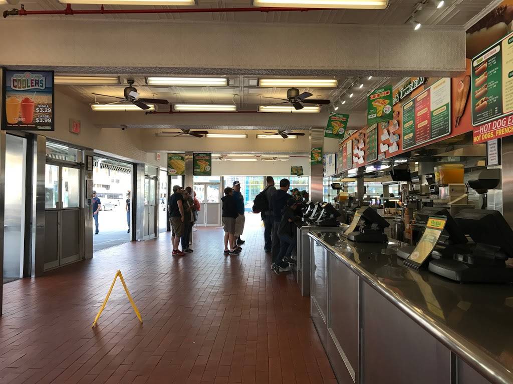 Boardwalk Foods Inc | meal takeaway | 1025 Riegelmann Boardwalk, Brooklyn, NY 11224, USA | 7183722925 OR +1 718-372-2925