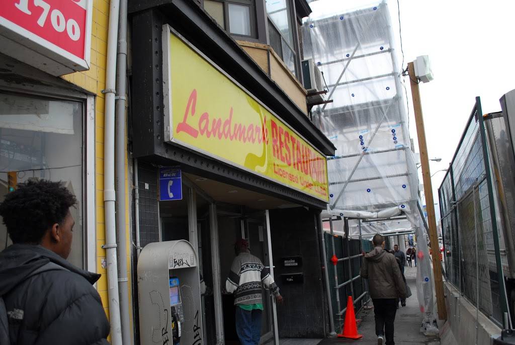 Landmark Restaurant & Tavern | restaurant | 1839 Eglinton Ave W, York, ON M6E 2J3, Canada | 4167899302 OR +1 416-789-9302