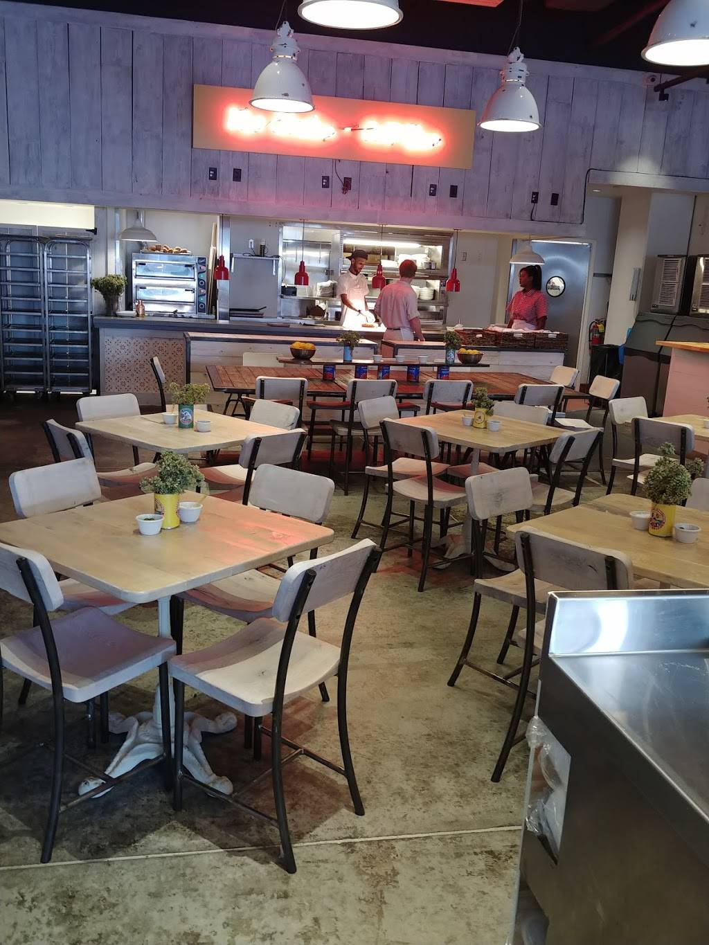 Gios Chicken Siciliana | restaurant | 900 Battery Ave SE, Atlanta, GA 30339, USA | 6788372446 OR +1 678-837-2446