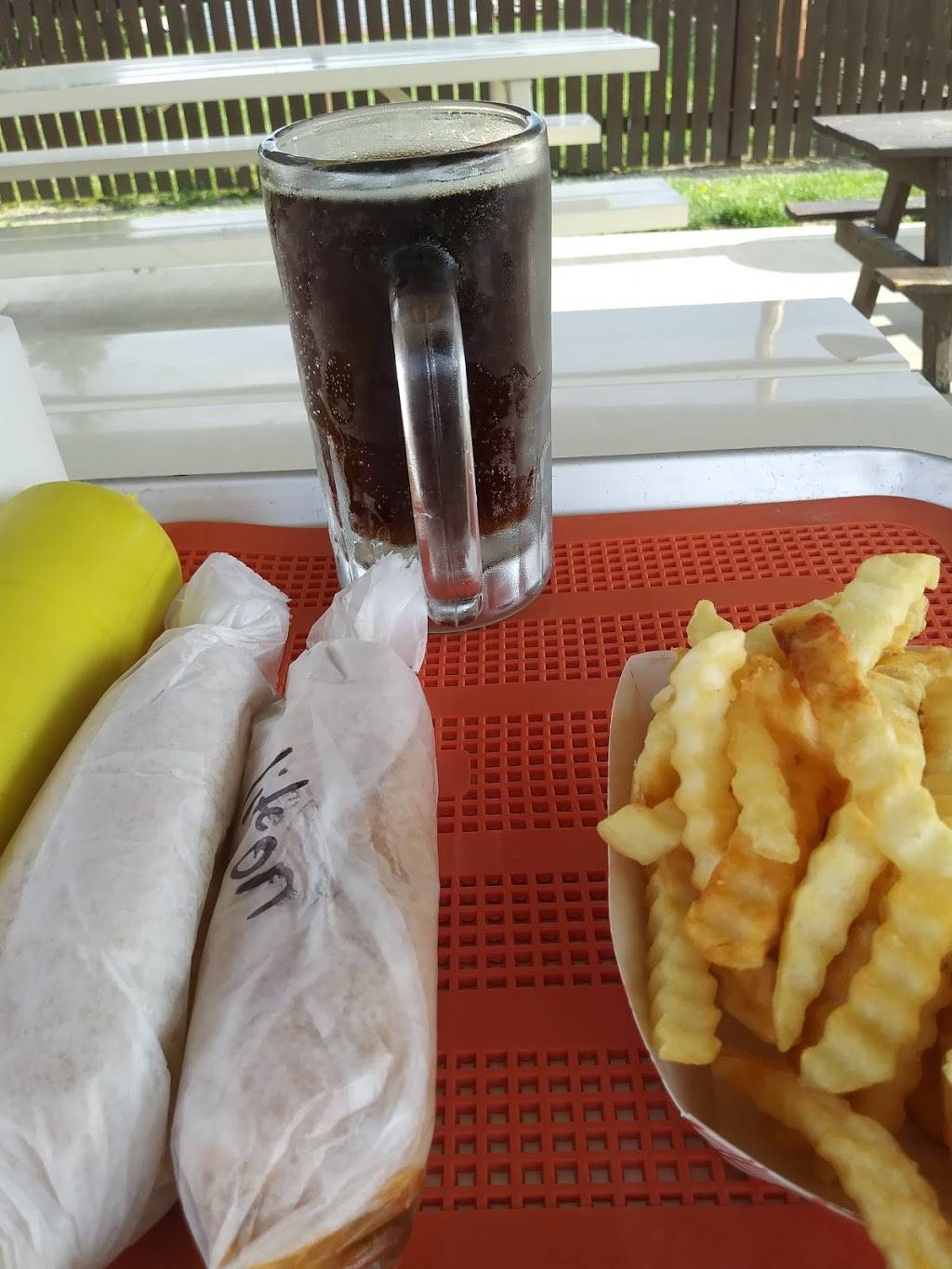 Bummies Drive-In | restaurant | 1263 S Main St, Bluffton, IN 46714, USA | 2608243626 OR +1 260-824-3626