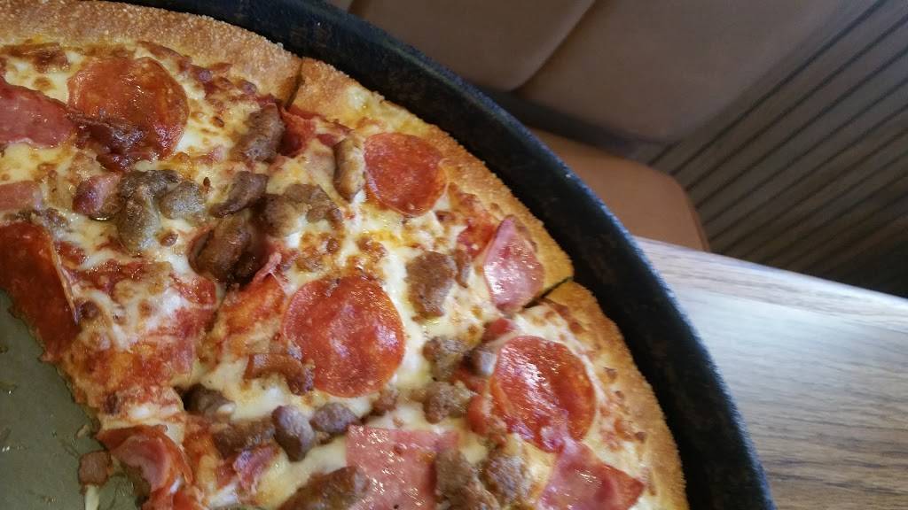 Pizza Hut | restaurant | 127 Blakeslee Blvd Dr E, Lehighton, PA 18235, USA | 6103775503 OR +1 610-377-5503