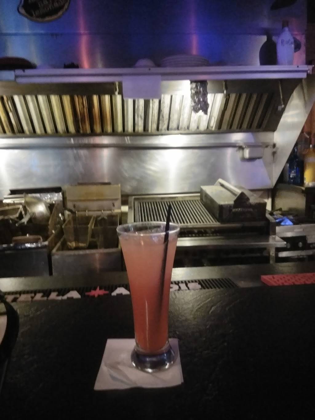 Best Damn Bar and Grill | restaurant | 1216 Dix Hwy, Lincoln Park, MI 48146, USA | 3133839474 OR +1 313-383-9474