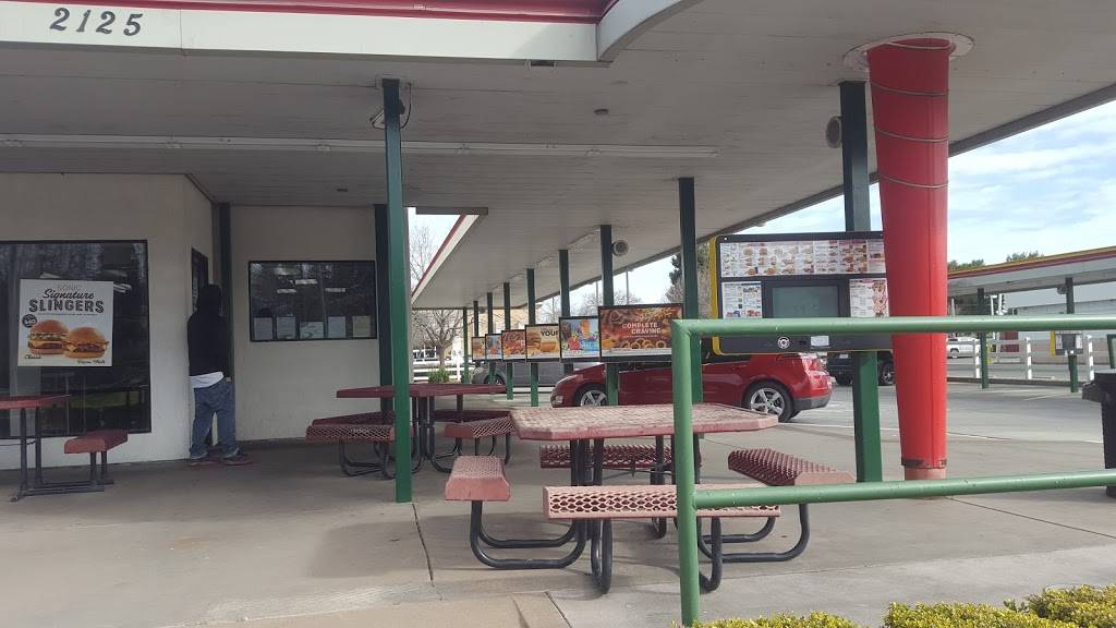 Sonic Drive-In | restaurant | 2125 W Main St, Turlock, CA 95380, USA | 2096676658 OR +1 209-667-6658