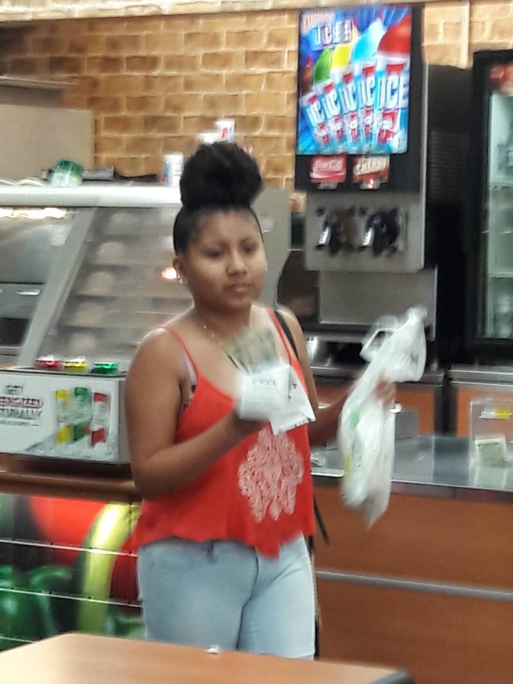 Subway | restaurant | 4225 45th St, West Palm Beach, FL 33407, USA | 5614719501 OR +1 561-471-9501