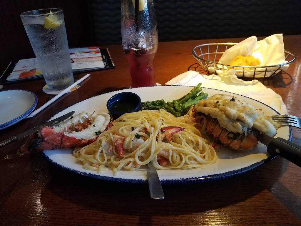 Red Lobster | restaurant | 10010 US-441, Leesburg, FL 34788, USA | 3527282400 OR +1 352-728-2400