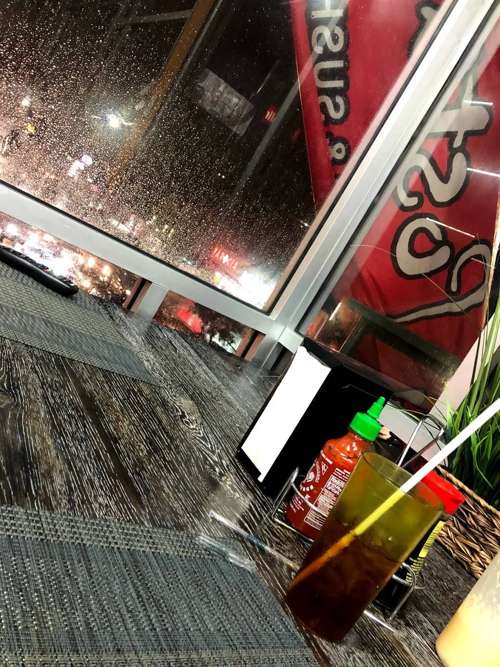 La Postal Sushi | restaurant | Bulevar Dr Gustavo Aubanel Vallejo 6715, El Rubi, 22626 Tijuana, B.C., Mexico | 016642072609 OR +52 664 207 2609