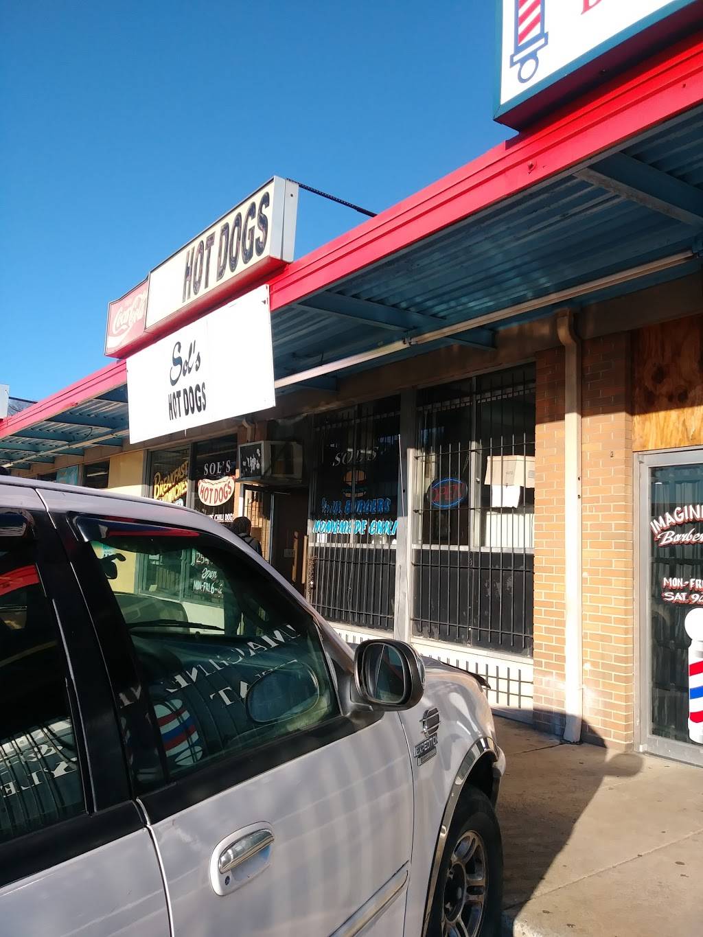 Sols Hot Dogs | restaurant | 3002 12th Ave N, Birmingham, AL 35234, USA | 2052549097 OR +1 205-254-9097