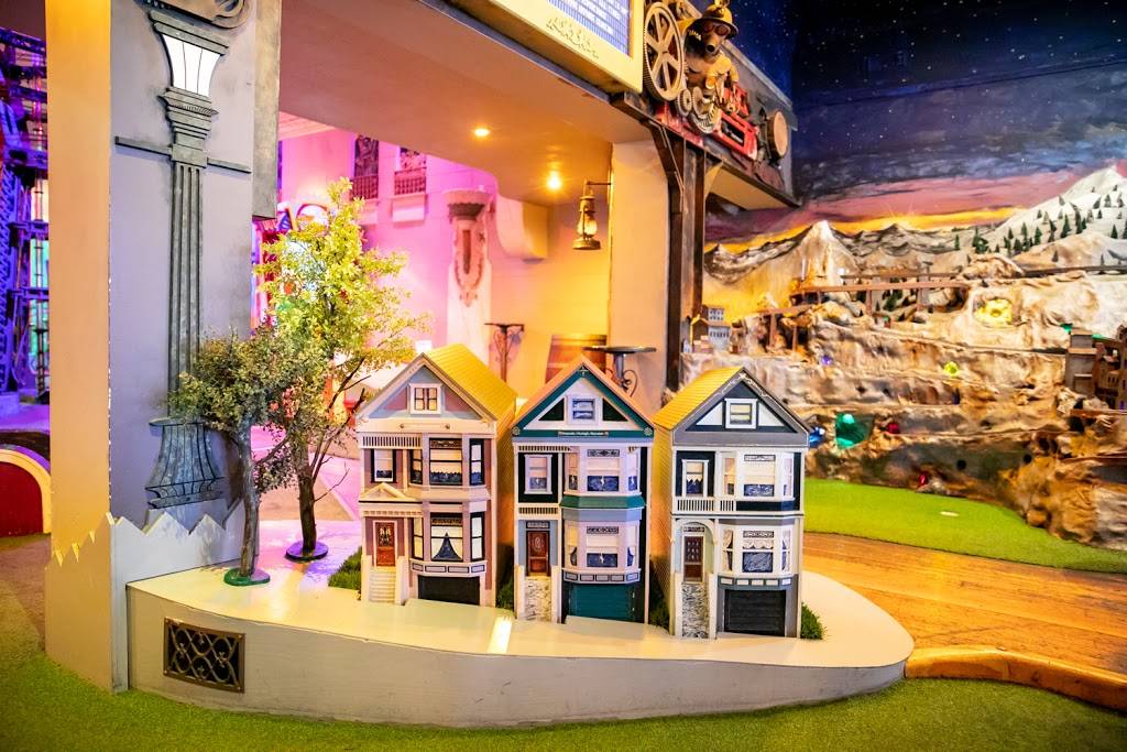 Urban Putt | restaurant | 1096 S Van Ness Ave, San Francisco, CA 94110, USA | 4153411080 OR +1 415-341-1080