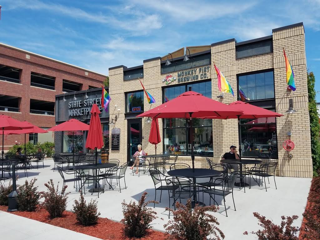 Crepes & Co TC | restaurant | 329 E State St a, Traverse City, MI 49684, USA | 2315909221 OR +1 231-590-9221