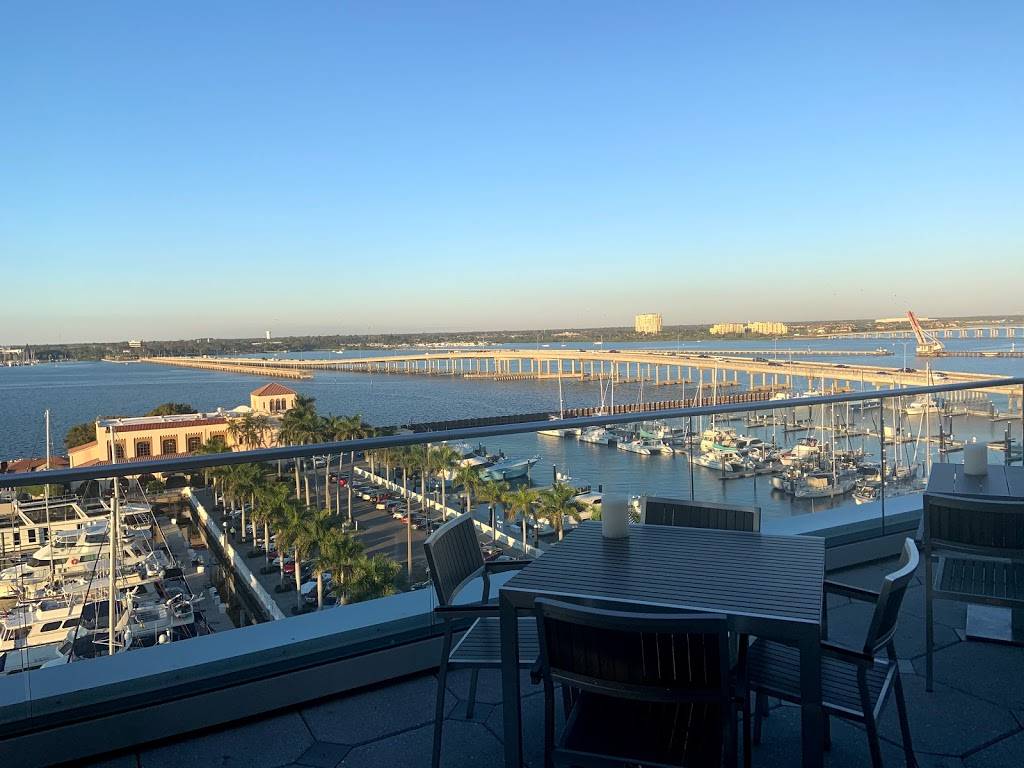 Oak & Stone Downtown Bradenton | restaurant | 102 Old Main St, Bradenton, FL 34205, USA | 9413574306 OR +1 941-357-4306