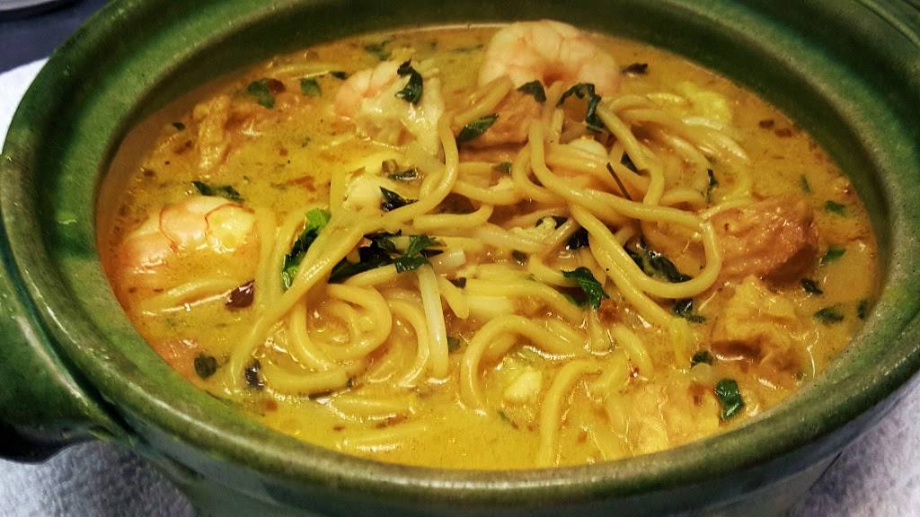 Thai Villa | restaurant | 84 First Commerce Dr #2, Aurora, ON L4G 0H5, Canada | 9058418878 OR +1 905-841-8878