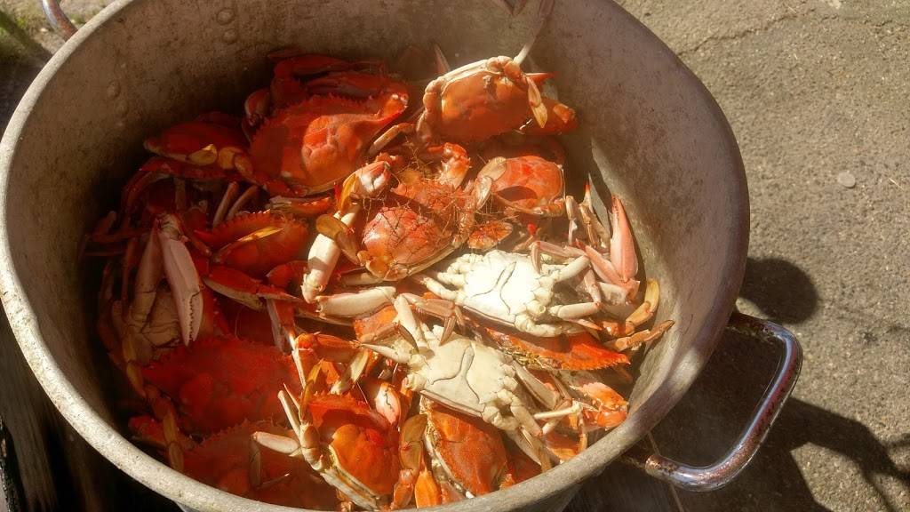 Popeyes Louisiana Kitchen | restaurant | 8121 Brook Rd, Richmond, VA 23227, USA | 8042666656 OR +1 804-266-6656