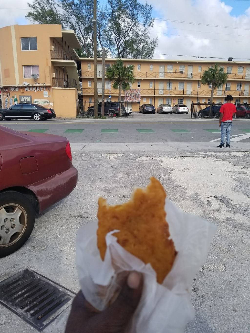 Miracle Fry Conchfritters | restaurant | 7070 NW 15th Ave, Miami, FL 33147, USA | 3058350569 OR +1 305-835-0569