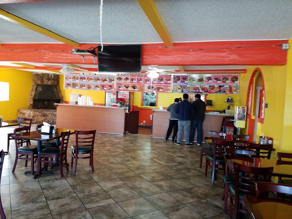 La Chilangita Restaurant | restaurant | 2233 E Lake Ave, Watsonville, CA 95076, USA | 8314983179 OR +1 831-498-3179