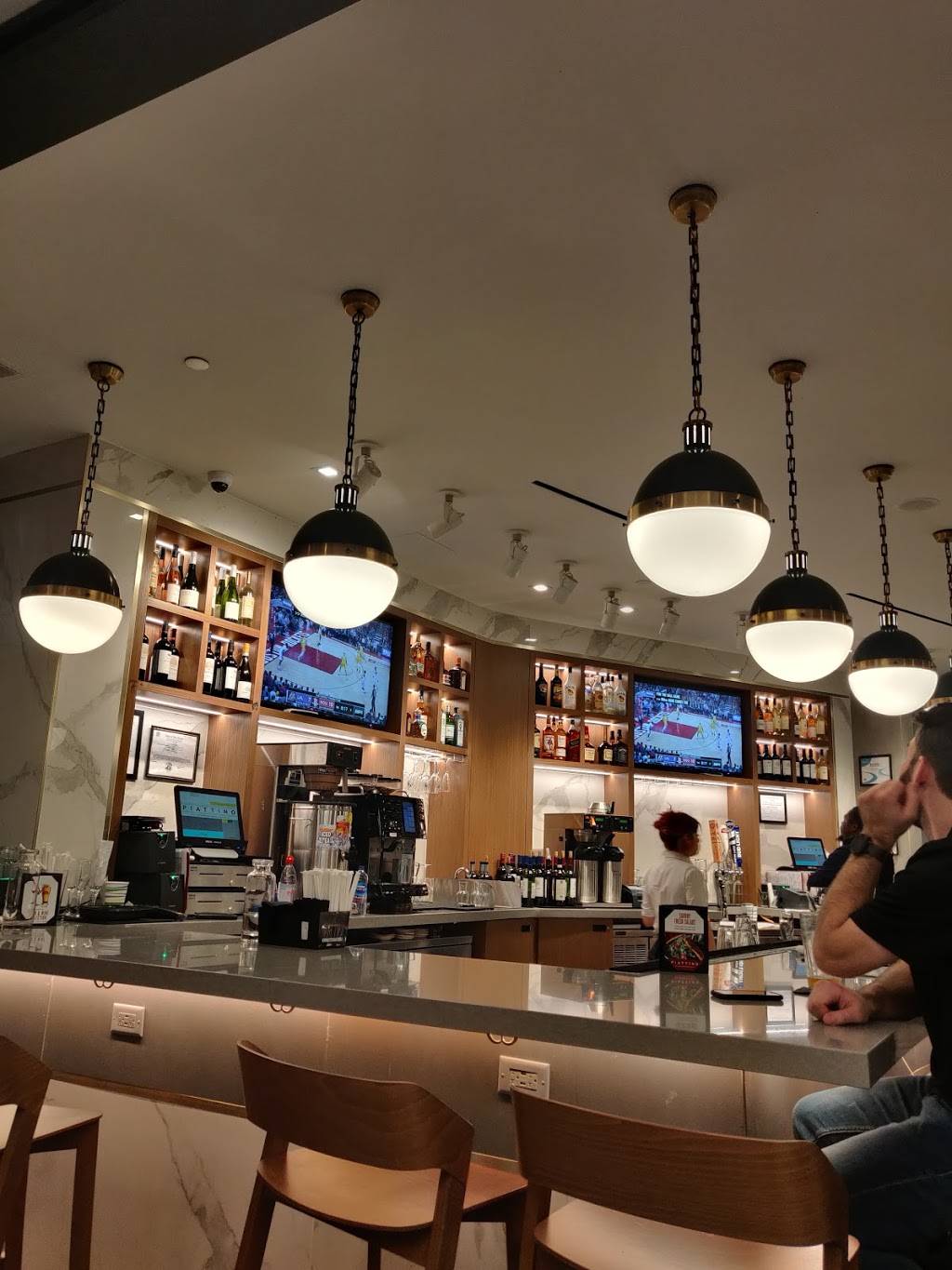 Piattino: A Neighborhood Bistro | restaurant | Newark Liberty International Airport (EWR), Terminal B, 3 Brewster Rd, Newark, NJ 07114, USA | 9738501019 OR +1 973-850-1019