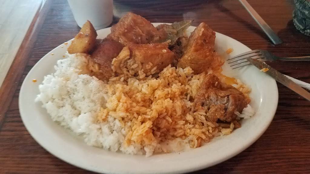 Leahs Cafe | restaurant | 6203 E Hillsborough Ave, Tampa, FL 33610, USA | 8136630073 OR +1 813-663-0073