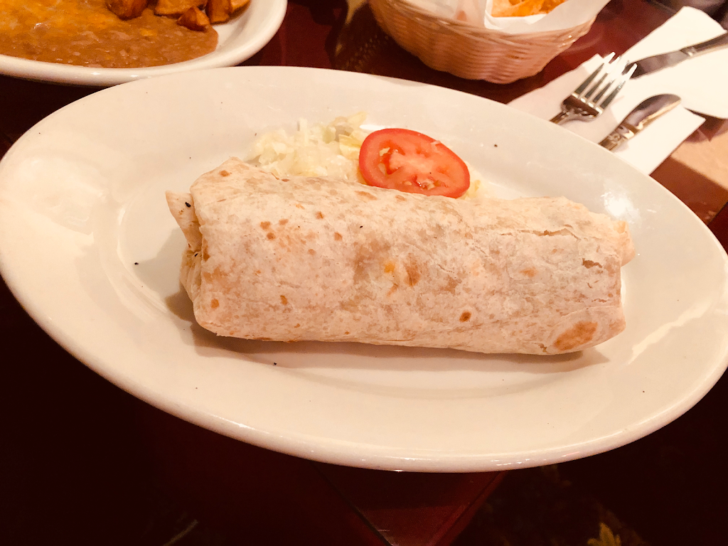 Velascos Mexican Food | restaurant | 123 W Main St, Visalia, CA 93291, USA | 5593727102 OR +1 559-372-7102