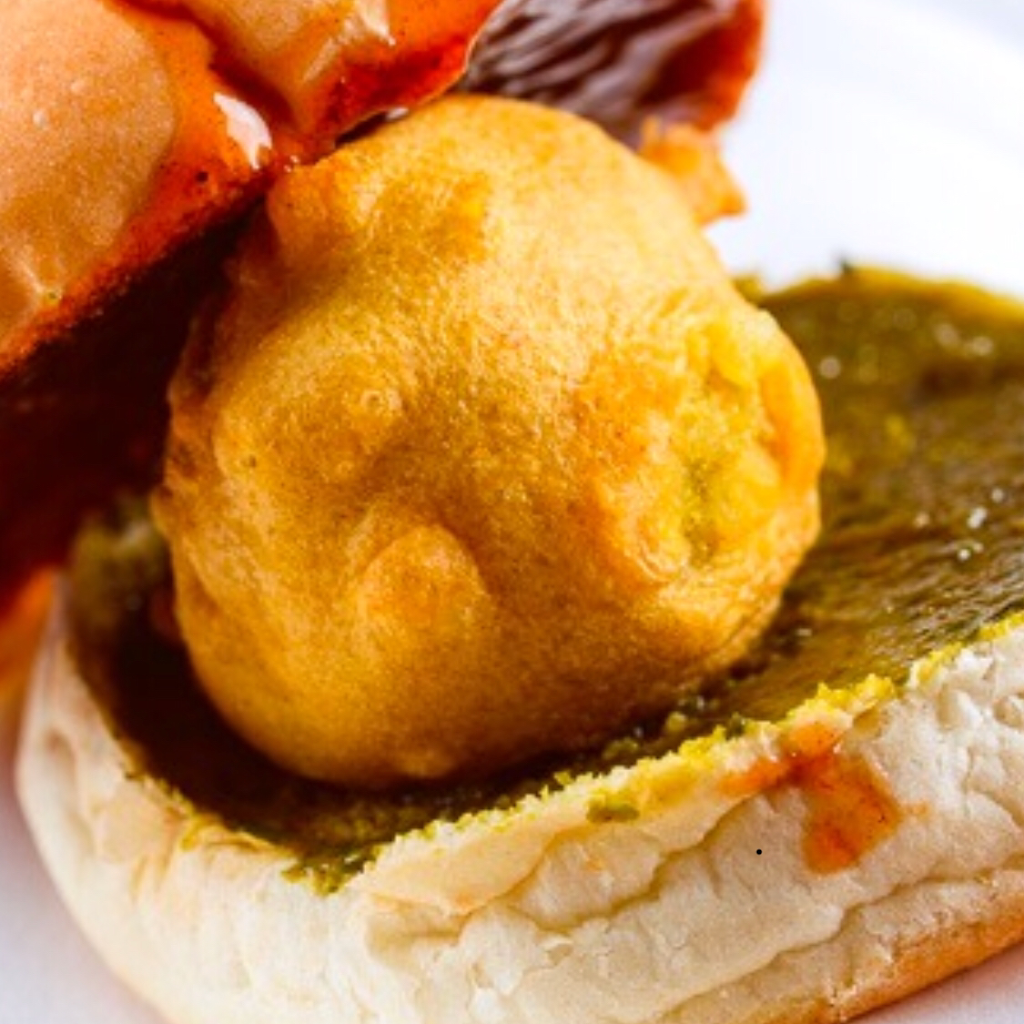 Bombay Bites | restaurant | 846 Markham Rd, Scarborough, ON M1H 2Y2, Canada | 4167928446 OR +1 416-792-8446