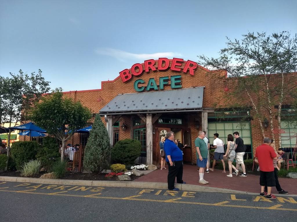 Border Cafe | restaurant | 356 Broadway, Saugus, MA 01906, USA | 7812335308 OR +1 781-233-5308