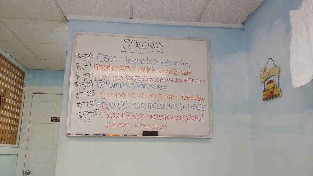 Mels Raspberry Patch | restaurant | 630 Main St, Springvale, ME 04083, USA | 2073249741 OR +1 207-324-9741