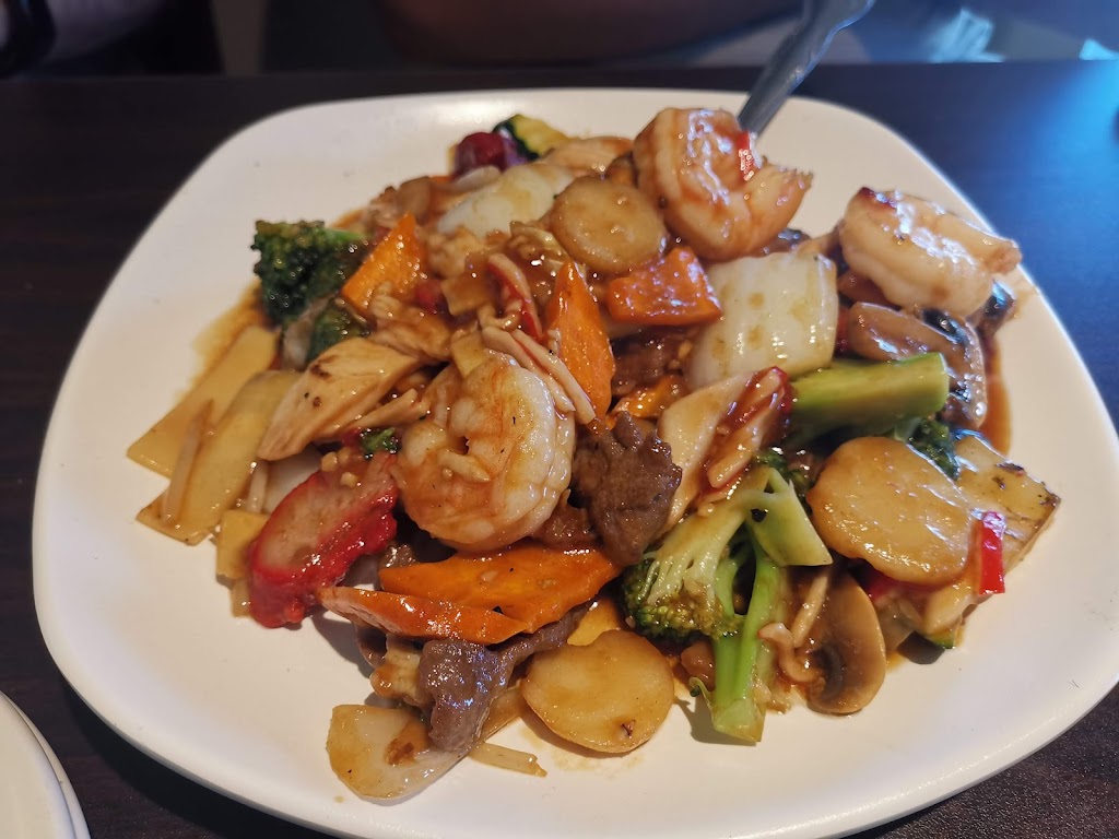 The Lemon Grass Asian Cuisine | restaurant | 2585 E 16th St, Yuma, AZ 85365, USA | 9287830622 OR +1 928-783-0622