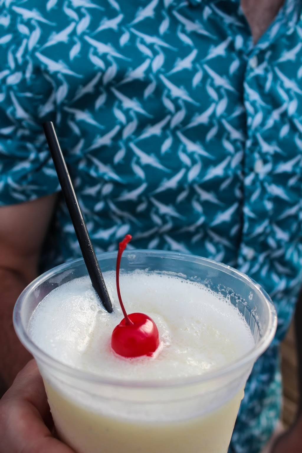 Deck at Dockside | restaurant | 22 Harris Island Rd, York, ME 03909, USA | 2073633602 OR +1 207-363-3602