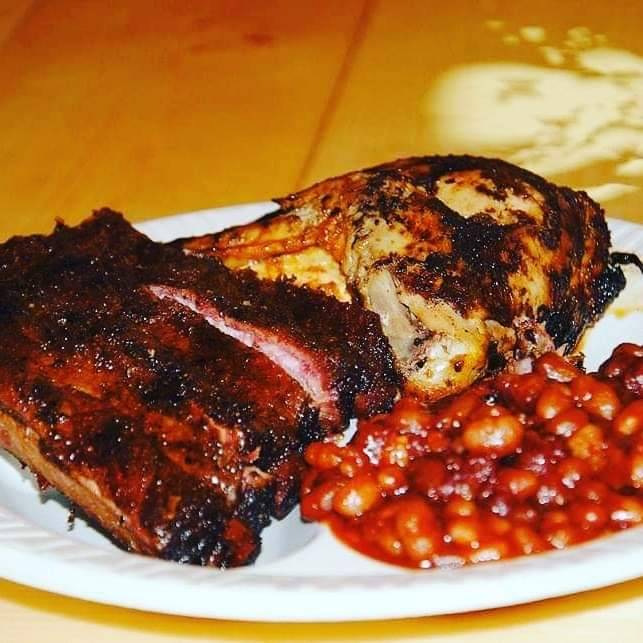 Coyote Bbq Burgers and taco | restaurant | 1980 Dixie Farm Rd, Houston, TX 77089, USA | 3463681838 OR +1 346-368-1838