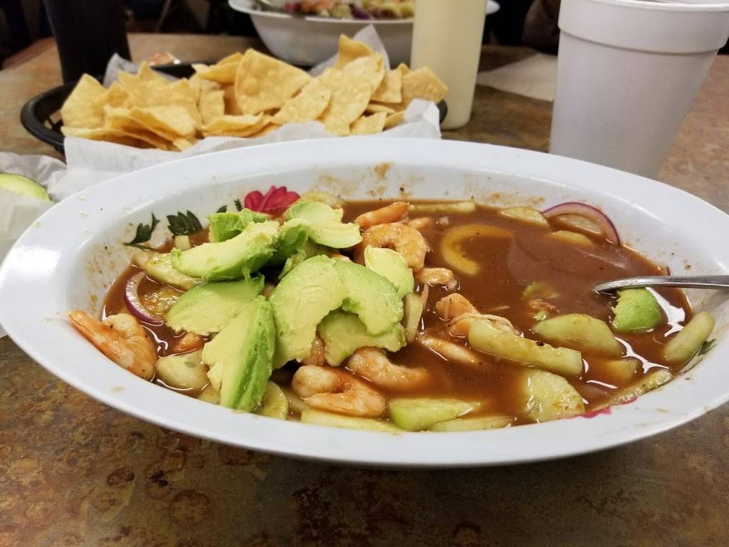 Mariscos Fily | restaurant | 6530 W Glendale Ave, Glendale, AZ 85301, USA | 6235053224 OR +1 623-505-3224