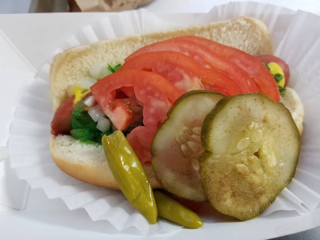 Byrons Hot Dog | restaurant | 1701 W Lawrence Ave, Chicago, IL 60640, USA | 7732710900 OR +1 773-271-0900