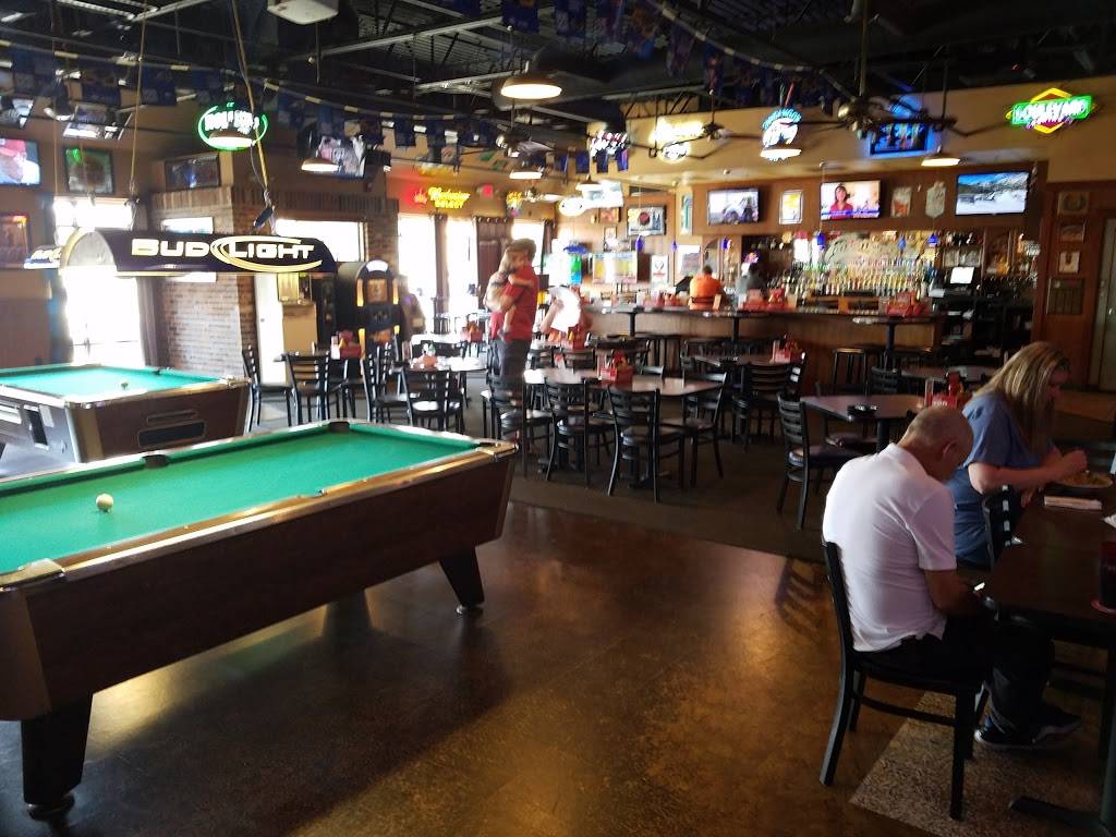 Fandangos Sports Bar & Grill | restaurant | 2940 Dougherty Ferry Rd, Kirkwood, MO 63122, USA | 6368613990 OR +1 636-861-3990