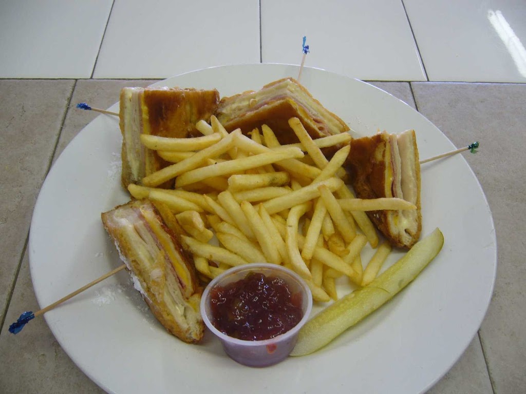 Viktorios Pizzeria and Full Service Bar | restaurant | 4490 Bent Brothers Blvd, Colorado City, CO 81019, USA | 7196764455 OR +1 719-676-4455